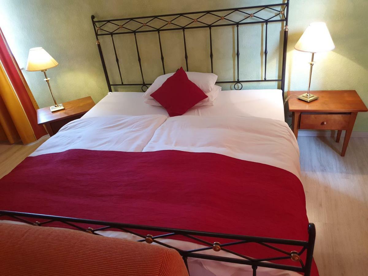 Hotel-Events Adlerpalast Рюссельхайм Экстерьер фото